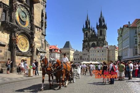 Прага с Сант Валентин
