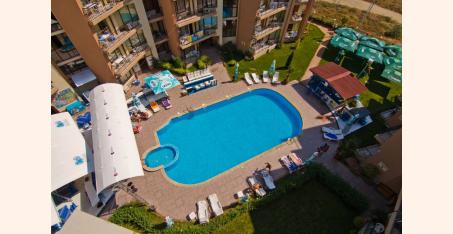 территория и басейн