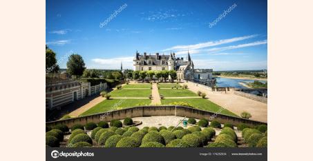 Замок Амбуаз