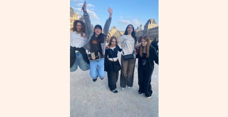 Париж. Екскурсії. Шкільна група, Канікули.